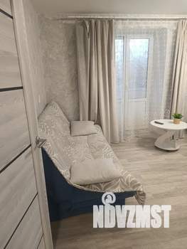 2-к квартира, посуточно, 42м2, 3/9 этаж