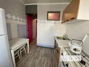 1-к квартира, посуточно, 35м2, 6/9 этаж