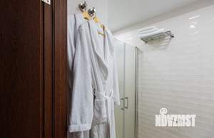 2-к квартира, посуточно, 67м2, 1/1 этаж