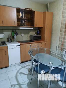 1-к квартира, посуточно, 42м2, 5/17 этаж