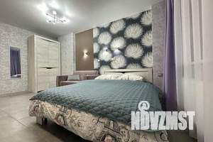 1-к квартира, посуточно, 33м2, 4/25 этаж