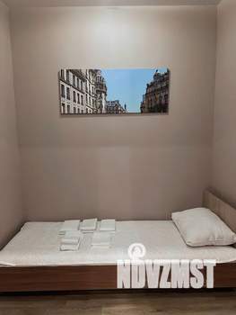 1-к квартира, посуточно, 37м2, 2/25 этаж