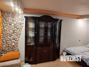 Студия квартира, посуточно, 34м2, 8/9 этаж