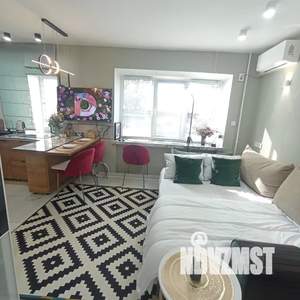 Студия квартира, посуточно, 26м2, 1/5 этаж