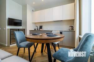 1-к квартира, посуточно, 40м2, 5/25 этаж