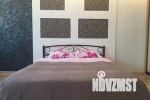 1-к квартира, посуточно, 38м2, 4/5 этаж