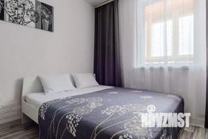 Студия квартира, посуточно, 25м2, 10/17 этаж