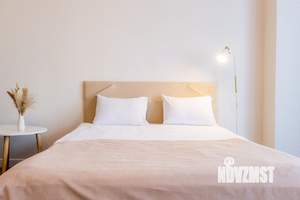 1-к квартира, посуточно, 42м2, 1/1 этаж