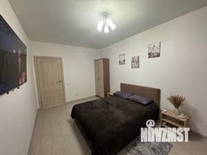 1-к квартира, посуточно, 38м2, 14/14 этаж