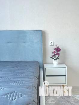 Студия квартира, посуточно, 20м2, 1/10 этаж