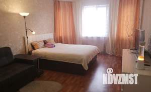 1-к квартира, посуточно, 48м2, 1/1 этаж