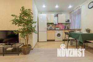 1-к квартира, посуточно, 32м2, 4/4 этаж