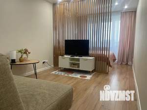 1-к квартира, посуточно, 38м2, 6/9 этаж