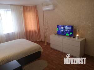 1-к квартира, посуточно, 48м2, 5/17 этаж