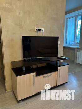 Студия квартира, посуточно, 35м2, 6/9 этаж