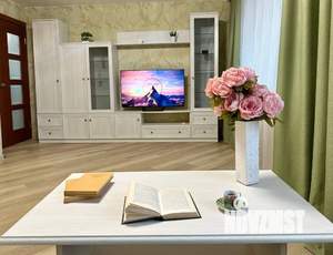 1-к квартира, посуточно, 46м2, 4/10 этаж