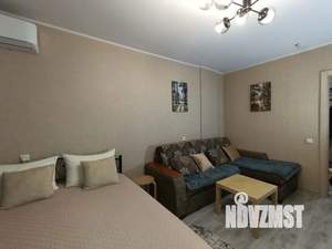 1-к квартира, посуточно, 35м2, 2/17 этаж