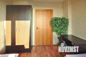 3-к квартира, посуточно, 64м2, 15/19 этаж