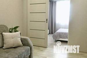 2-к квартира, посуточно, 42м2, 15/17 этаж