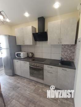 1-к квартира, посуточно, 40м2, 22/27 этаж