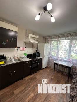 1-к квартира, посуточно, 38м2, 1/9 этаж