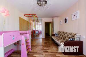 3-к квартира, посуточно, 89м2, 1/1 этаж