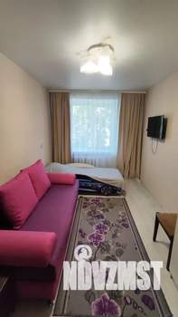 2-к квартира, посуточно, 44м2, 3/5 этаж