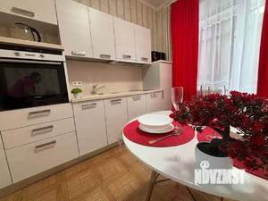 1-к квартира, посуточно, 60м2, 1/1 этаж