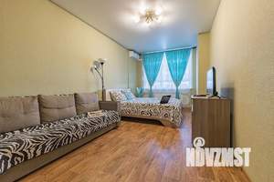 1-к квартира, посуточно, 42м2, 5/25 этаж