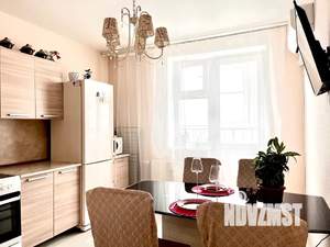 1-к квартира, посуточно, 37м2, 17/17 этаж