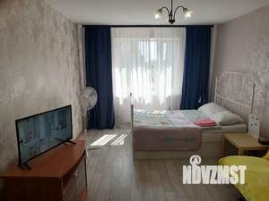 1-к квартира, посуточно, 42м2, 3/16 этаж