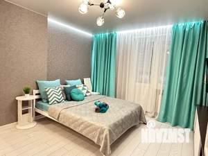 1-к квартира, посуточно, 42м2, 15/19 этаж