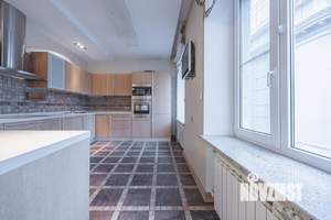 3-к квартира, на длительный срок, 140м2, 6/9 этаж