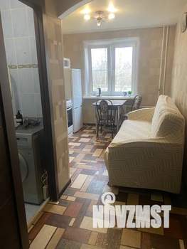 1-к квартира, посуточно, 32м2, 2/9 этаж