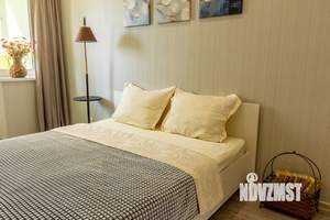 1-к квартира, посуточно, 42м2, 4/18 этаж