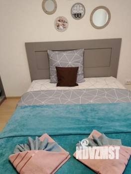 1-к квартира, посуточно, 40м2, 15/18 этаж