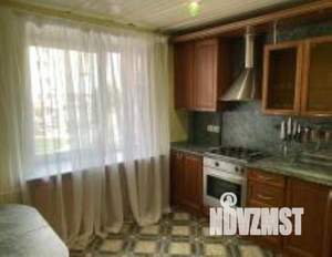 2-к квартира, посуточно, 70м2, 1/1 этаж