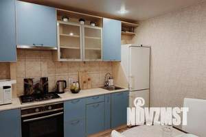 1-к квартира, посуточно, 41м2, 4/10 этаж