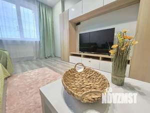 3-к квартира, посуточно, 59м2, 1/1 этаж