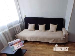 2-к квартира, посуточно, 40м2, 1/3 этаж