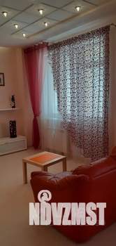 1-к квартира, посуточно, 44м2, 2/8 этаж