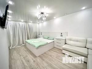 1-к квартира, посуточно, 40м2, 8/9 этаж