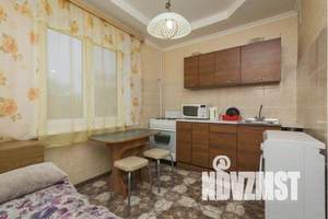 1-к квартира, посуточно, 43м2, 5/8 этаж