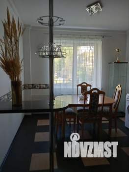 2-к квартира, посуточно, 65м2, 1/8 этаж
