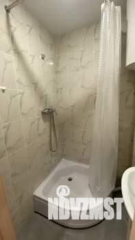 Студия квартира, посуточно, 14м2, 3/3 этаж