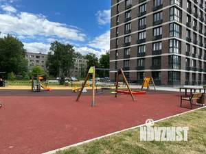 1-к квартира, посуточно, 35м2, 4/10 этаж