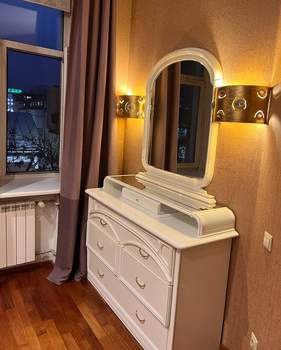 3-к квартира, на длительный срок, 147м2, 3/6 этаж