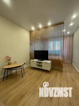 1-к квартира, посуточно, 38м2, 6/9 этаж