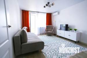 1-к квартира, посуточно, 42м2, 9/12 этаж