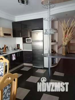 2-к квартира, посуточно, 65м2, 1/8 этаж